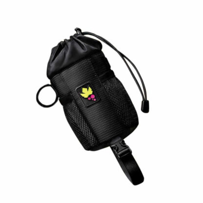 The Miss Grape Bud Mini Bar Bag is very convenient to use as a bottle cage or for the transport of those little objects useful to have at hand, such as a camera, phone or small snacks.